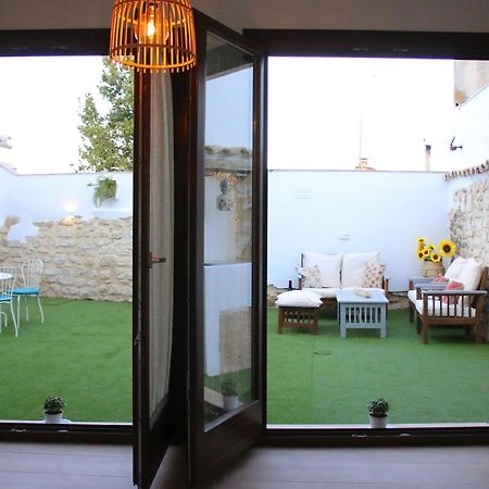Apartamentos Turisticos La Estacion Úbeda Kültér fotó